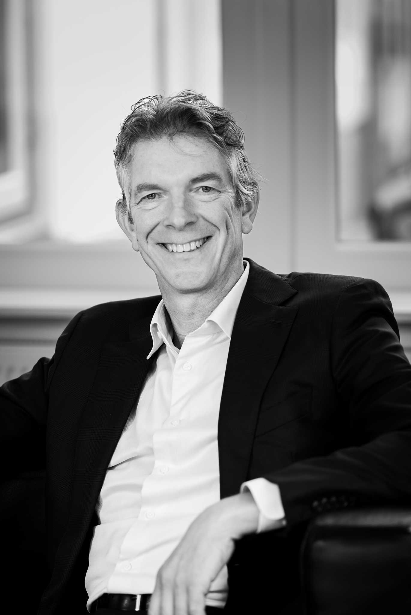 mr. Niek Broeijer